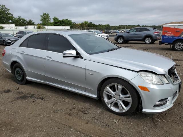 Photo 4 from auction – 2012 MERCEDES-BENZ E 350 with VIN WDDHF5KB0CA543477