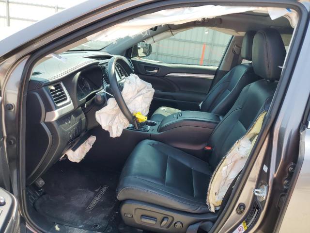 Photo 7 from auction – 2018 TOYOTA HIGHLANDER with VIN 5TDKZRFH4JS527022
