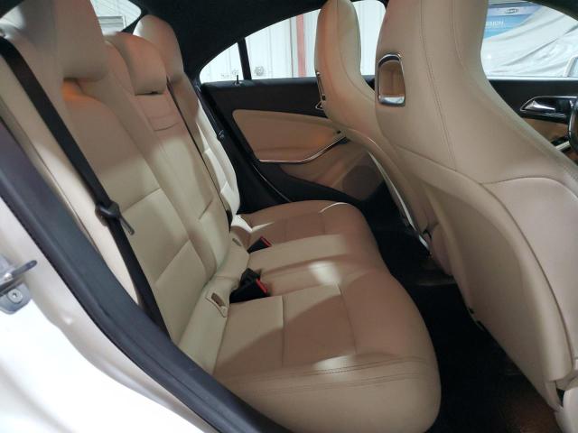 Photo 10 from auction – 2019 MERCEDES-BENZ CLA 250 with VIN WDDSJ4EB4KN738726