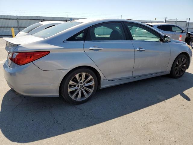 Photo 3 from auction – 2013 HYUNDAI SONATA SE with VIN 5NPEC4AC5DH523567