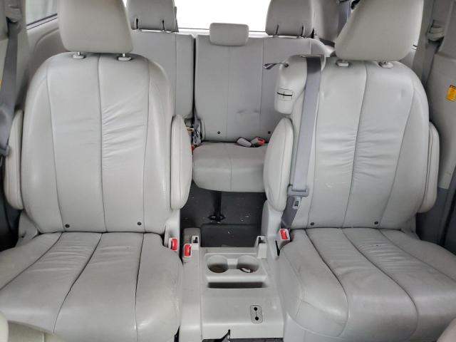 Photo 10 from auction – 2011 TOYOTA SIENNA XLE with VIN 5TDYK3DC1BS063188