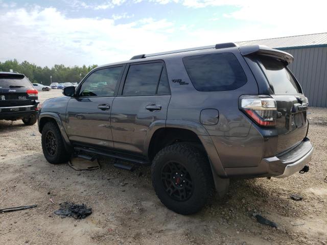Photo 2 from auction – 2018 TOYOTA 4RUNNER SR with VIN JTEBU5JR9J5583644