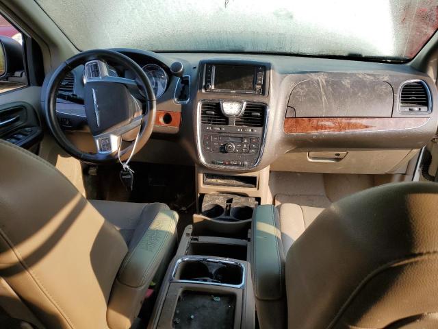 Photo 8 from auction – 2011 CHRYSLER TOWN & COU with VIN 2A4RR8DG8BR704825