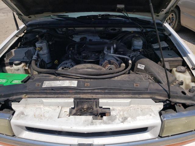 Photo 12 from auction – 2004 CHEVROLET BLAZER with VIN 1GNDT13X04K116663