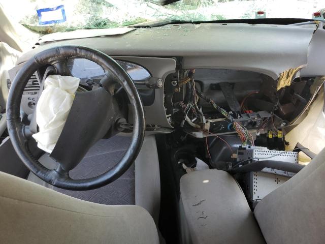 Снимка 8 от търг – 2000 FORD EXPLORER X с VIN 1FMZU63E5YUB17773