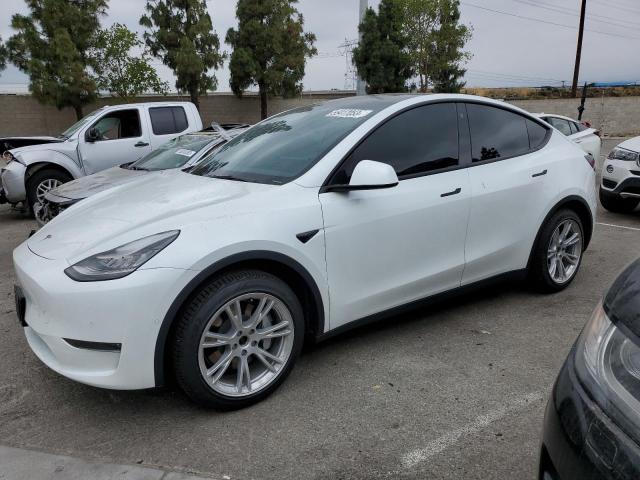 TESLA MODEL Y 2021 مع رقم تعريف المركبة 5YJYGDEE1MF083245 - صورة من المزاد
