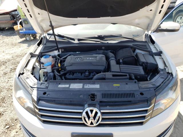 Photo 11 from auction – 2015 VOLKSWAGEN PASSAT S with VIN 1VWAT7A36FC102162