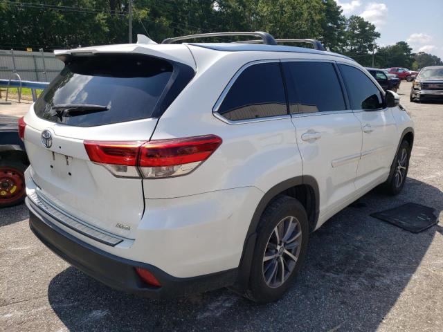 Foto 3 de la subasta – 2018 TOYOTA HIGHLANDER con VIN 5TDKZRFH0JS281084