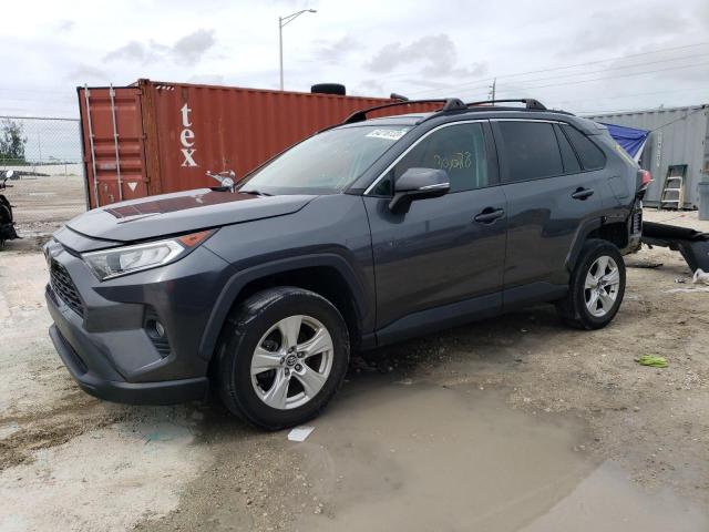 TOYOTA RAV4 XLE 2020 with VIN 2T3W1RFV5LC034211 - Photo from auction