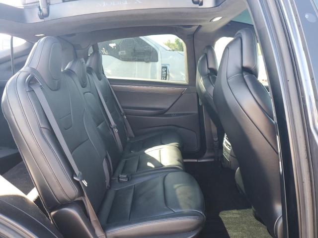 Photo 11 from auction – 2017 TESLA MODEL X with VIN 5YJXCDE47HF051680