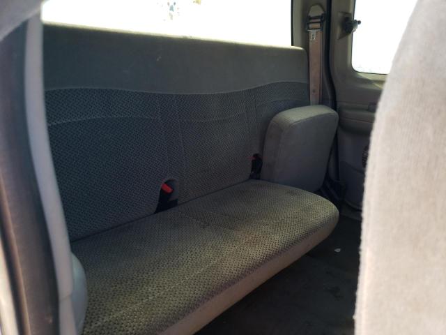 Photo 10 from auction – 2000 FORD F150 with VIN 2FTRX07L5YCA84212