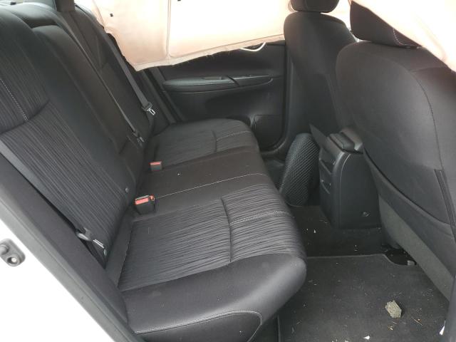 Photo 10 from auction – 2017 NISSAN SENTRA S with VIN 3N1AB7AP0HL668692