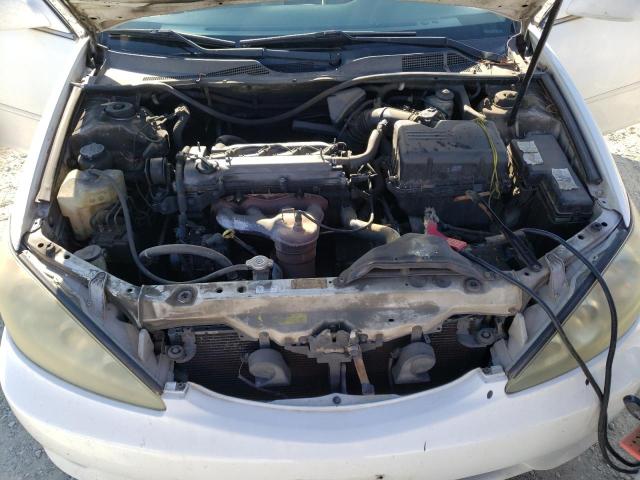 Photo 11 from auction – 2005 TOYOTA CAMRY LE with VIN 4T1BE32K15U012647