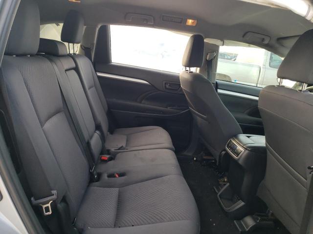 Photo 11 from auction – 2019 TOYOTA HIGHLANDER with VIN 5TDZZRFH9KS291614