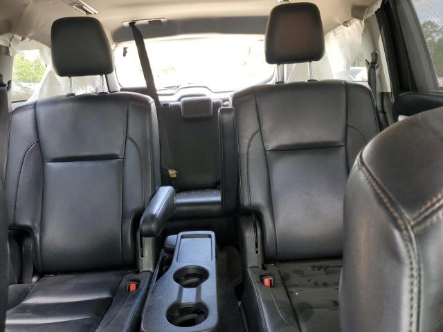 Photo 10 from auction – 2018 TOYOTA HIGHLANDER with VIN 5TDKZRFH4JS261923