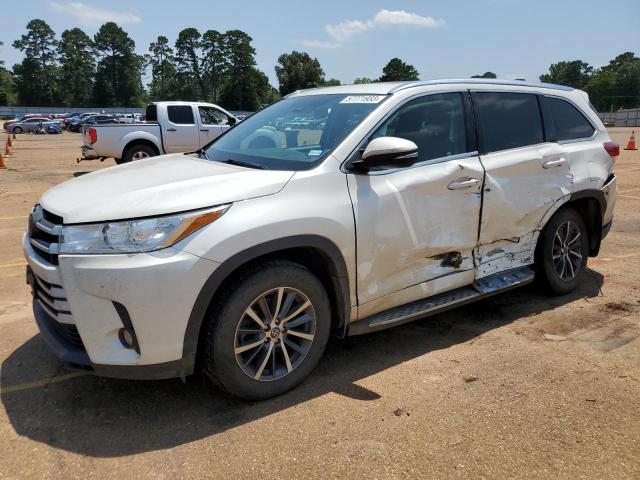 TOYOTA HIGHLANDER 2018 con VIN 5TDKZRFH6JS264032 - Foto de la subasta