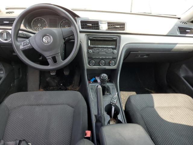 Photo 8 from auction – 2014 VOLKSWAGEN PASSAT S with VIN 1VWAT7A37EC085113