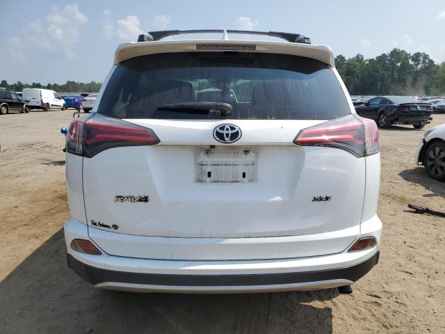Photo 6 from auction – 2016 TOYOTA RAV4 XLE with VIN JTMWFREV1GD089467
