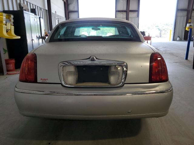 Photo 6 from auction – 2001 LINCOLN TOWN CAR C with VIN 1LNHM83W11Y694010