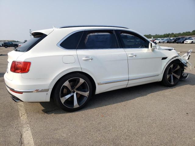 Photo 3 from auction – 2019 BENTLEY BENTAYGA with VIN SJAAM2ZV4KC026896