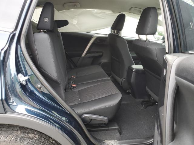 Photo 11 from auction – 2018 TOYOTA RAV4 LE with VIN 2T3BFREV2JW782461