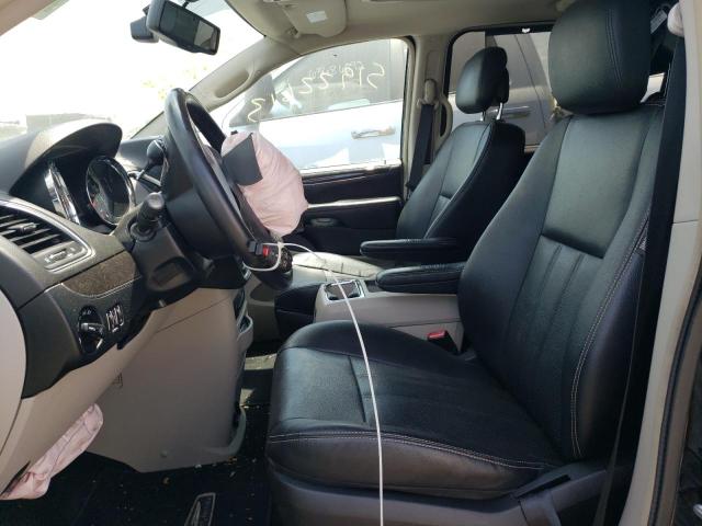 Photo 7 from auction – 2016 CHRYSLER TOWN & COU with VIN 2C4RC1CGXGR232764