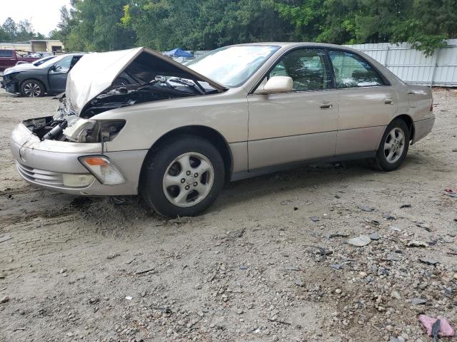 LEXUS ES 300 1998 with VIN JT8BF28G4W0106334 - Photo from auction