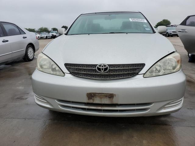 Photo 5 from auction – 2002 TOYOTA CAMRY LE with VIN 4T1BE30K72U006141