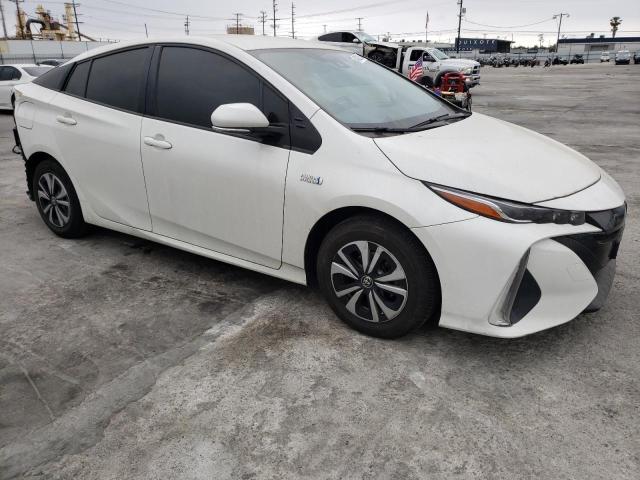 Photo 4 from auction – 2018 TOYOTA PRIUS PRIM with VIN JTDKARFP8J3080095