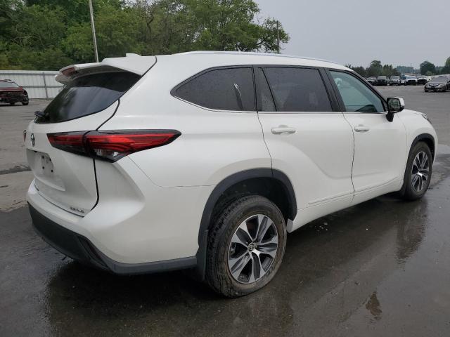 Photo 3 from auction – 2021 TOYOTA HIGHLANDER with VIN 5TDGZRBH6MS140424