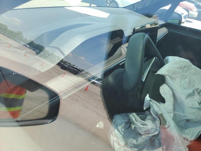 Photo 9 from auction – 2022 TESLA MODEL X with VIN 7SAXCBE53NF333469