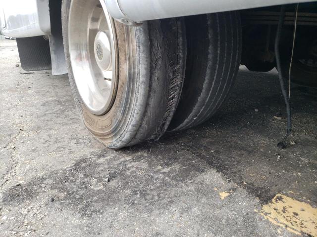 Photo 9 from auction – 2004 FORD F550 SUPER with VIN 1F6LF53S040A02989