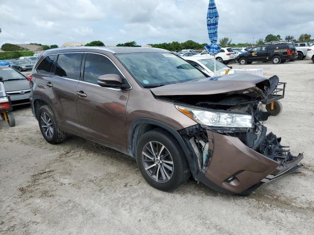 صورة رقم 4 من المزاد - 2018 TOYOTA HIGHLANDER مع VIN 5TDKZRFH8JS269622