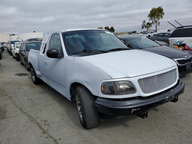 Photo 4 from auction – 2000 FORD F150 with VIN 1FTRX07L5YKA82522