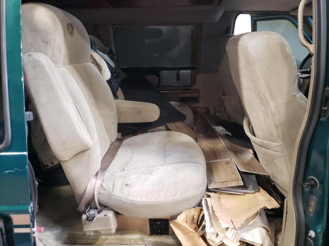 Photo 11 from auction – 1998 CHEVROLET ASTRO with VIN 1GBDM19W4WB213229