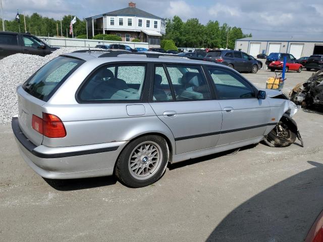 Photo 3 from auction – 2000 BMW 528 IT AUT with VIN WBADP6341YBV63425