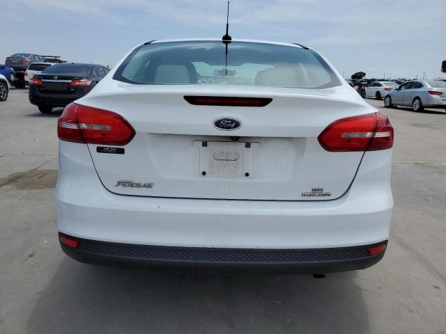 Photo 6 from auction – 2015 FORD FOCUS SE with VIN 1FADP3F20FL330452