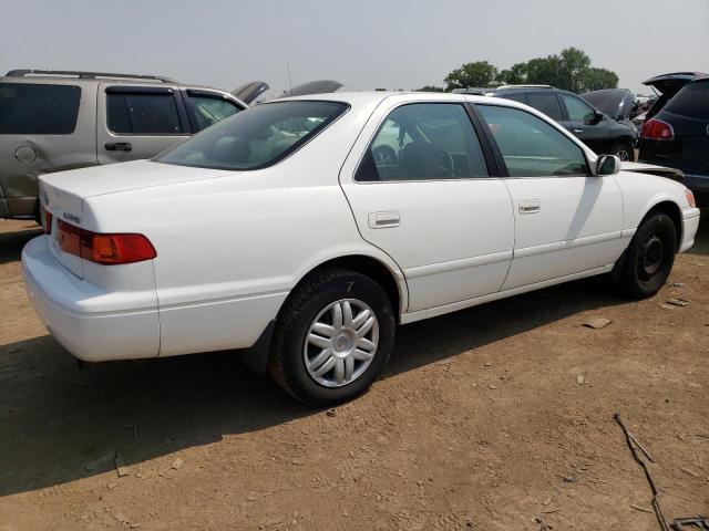 Photo 3 from auction – 2000 TOYOTA CAMRY CE with VIN 4T1BG22K4YU749754