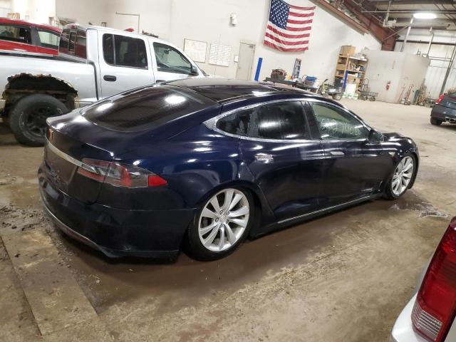 Photo 3 from auction – 2012 TESLA MODEL S with VIN 5YJSA1DN0CFP01810