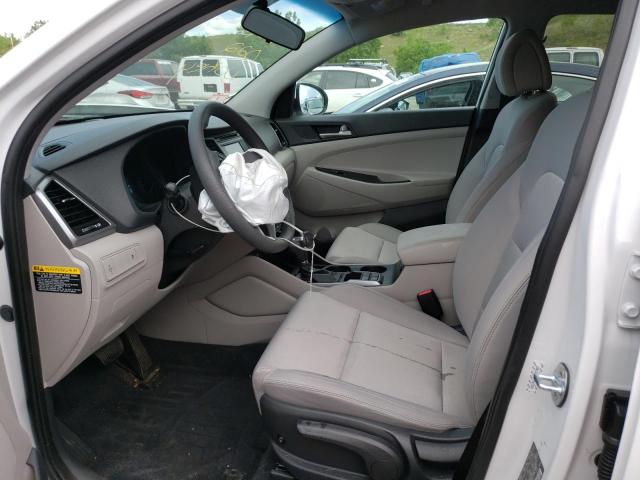Photo 7 from auction – 2018 HYUNDAI TUCSON SE with VIN KM8J2CA47JU791067