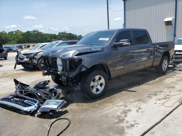 RAM 1500 BIG H 2019 z numerem VIN 1C6SRFMT3KN537223 - Zdjęcie z aukcji