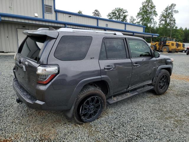 Photo 3 from auction – 2018 TOYOTA 4RUNNER SR with VIN JTEBU5JR3J5514030