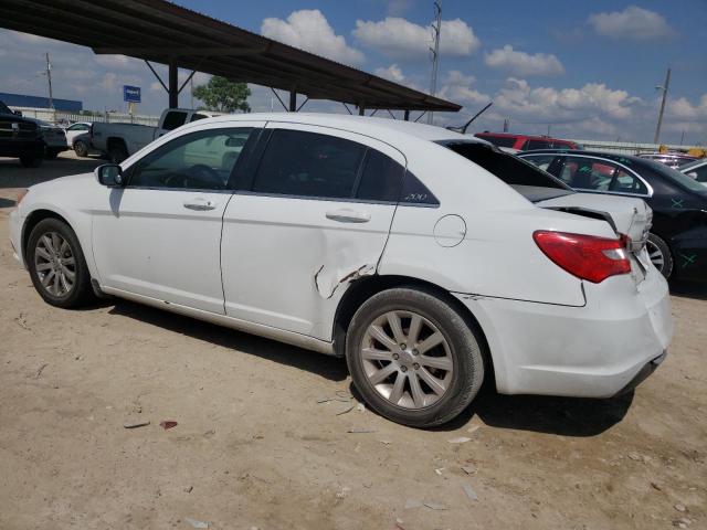 Photo 2 from auction – 2014 CHRYSLER 200 TOURIN with VIN 1C3CCBBGXEN105833