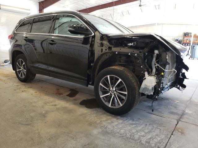 Photo 4 from auction – 2019 TOYOTA HIGHLANDER with VIN 5TDJZRFH0KS703416