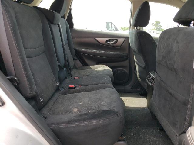 Photo 11 from auction – 2016 NISSAN ROGUE S with VIN 5N1AT2MT2GC826008