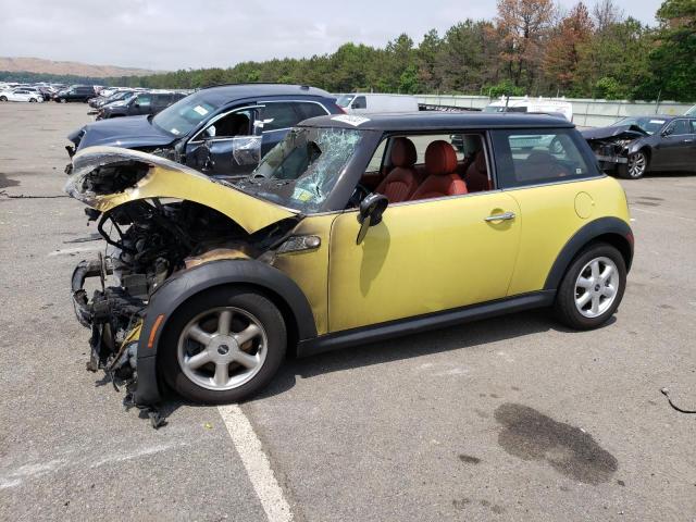 MINI COOPER 2010 with VIN WMWMF3C59ATZ64375 - Photo from auction