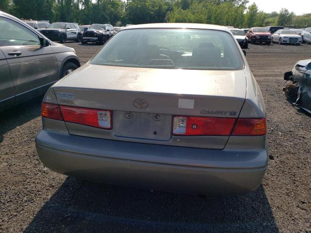 Photo 6 from auction – 2000 TOYOTA CAMRY CE with VIN 4T1BG22K0YU680237