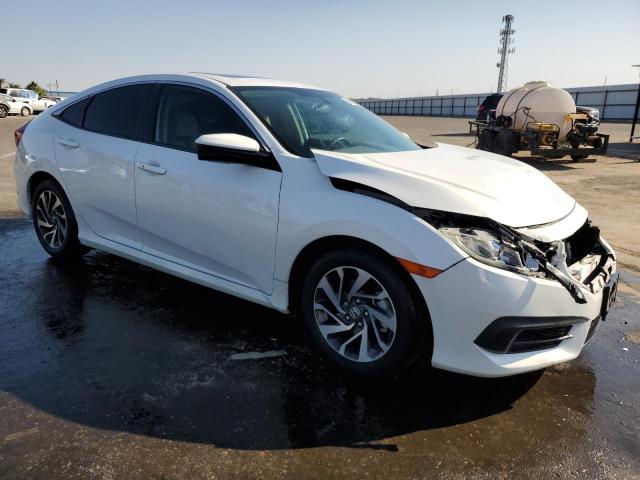 Zdjęcie 4 z aukcji – 2018 HONDA CIVIC EX z VIN 2HGFC2F76JH553686