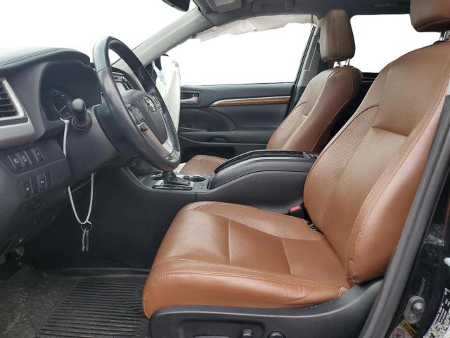 Photo 7 from auction – 2017 TOYOTA HIGHLANDER with VIN 5TDDZRFH7HS469412
