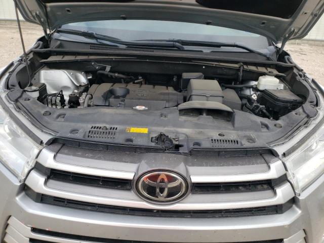 Photo 12 from auction – 2019 TOYOTA HIGHLANDER with VIN 5TDZARFH8KS047654